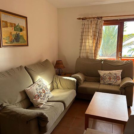 Prime Beachfront Location, Free Parking, Steps To The Sand Лос Кристианос Екстериор снимка